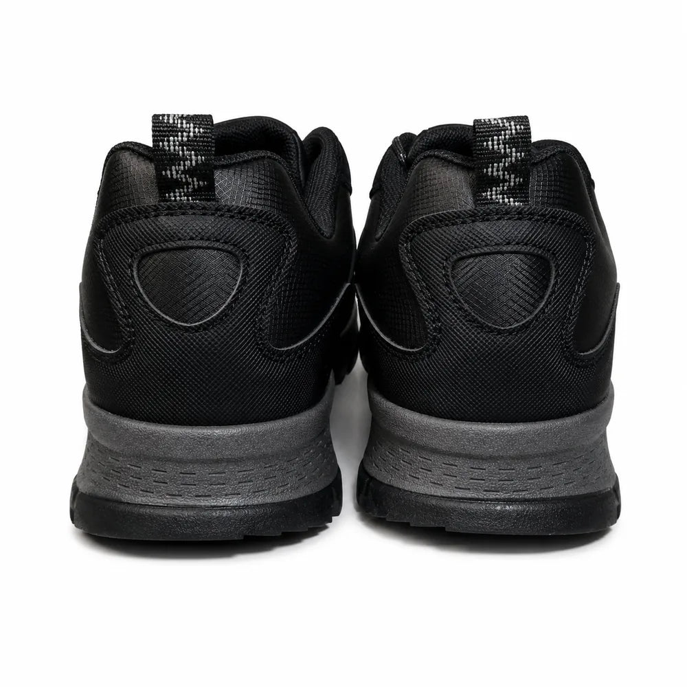 Zapatilla Urbana Crew Trek Cuero Negra