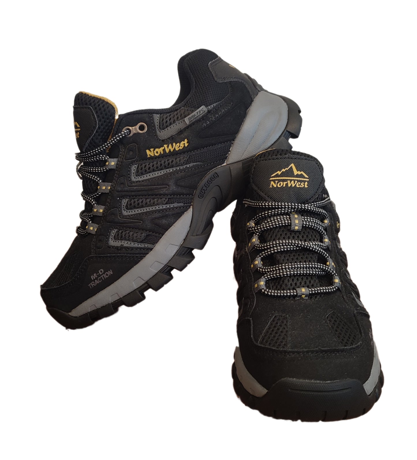 Zapatilla Outdoor & Waterproof Nevado Low Negra