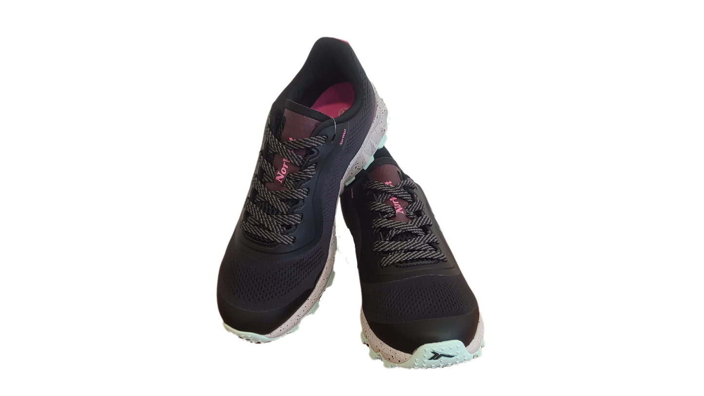 Zapatilla Trail Running Dynamic negro/fucsia