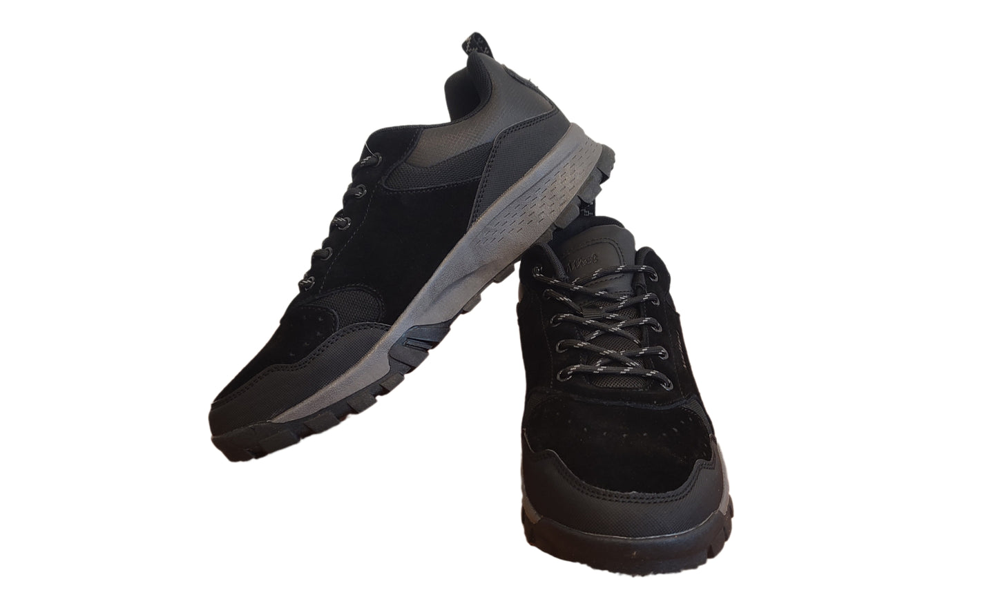 Zapatilla urbana Crew Trek negra cuero