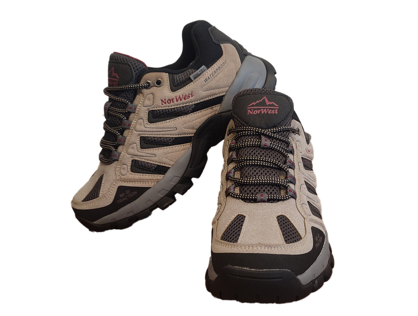 Zapatilla Outdoor & Waterproof Nevado Low Beige